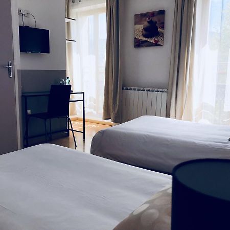 Le Clos Des Acacias Signes Eksteriør bilde